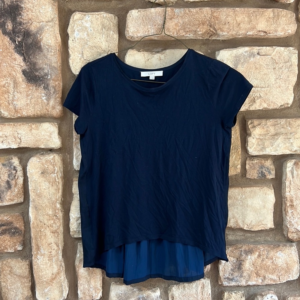Loft mixed media tee shirt size m